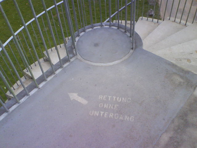 rettung ohne untergang untergang deutz k�ln streetart rettung 