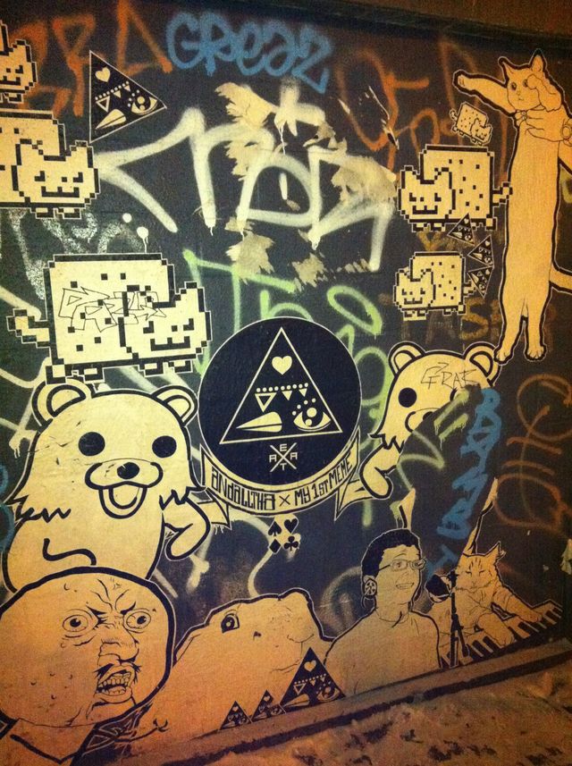 Meme Art meme nyancat pedobear streetart br�ssel 