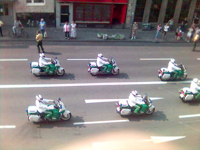 polizeiauflauf papst polizei roonstra�e weltjugendtag 