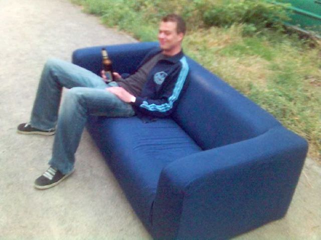 der etwas lssigere umzug bier couch pnzli umzug 