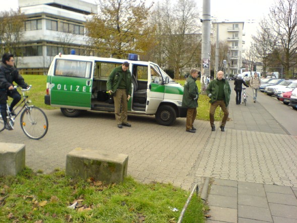 obeiniger bulle polizei 