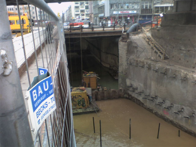 bonnerstrasse...!!!12 bonnerstrasse loch s�dstadt k�ln 