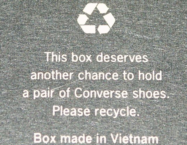 Das Gewissen von Converse box converse recycling schuhe schuhkarton vietnam 