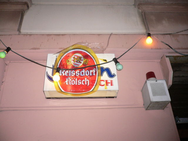 umsturz reklame sion kneipe k�lsch reissdorf schild 