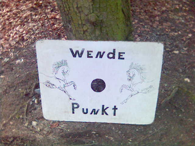 Wendepunkt! pferd pony reiten wenden wendepunkt zeichnung baum schild punkt 