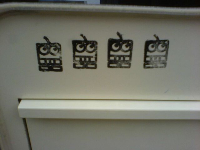 vier freunde streetart uni d�sseldorf 