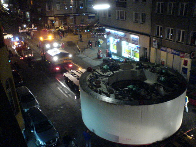 tosca f�hrt geil gross koeln kvb k�ln ubahn tunnel tosca tbm tunnelbohrmaschine 