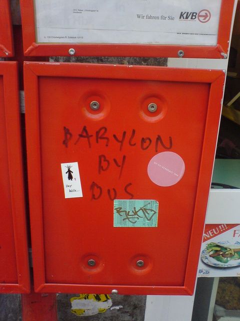 Bus nach Babylon babylon marley bus k�ln schmierereien haltestelle 
