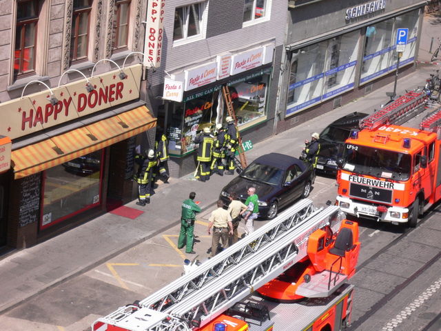 curry statt b�ller alarm feuerwehr polizei unfall s�dstadt bonner 
