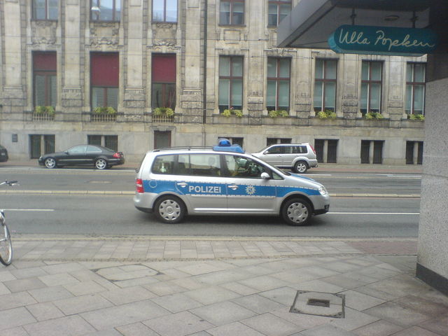 blaue bullen blau bullen polizei bremen 