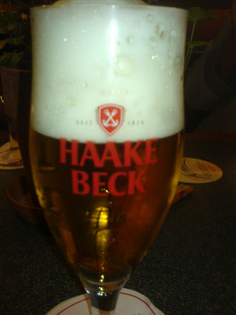 haake beck schaum bier glas saufen bremen becks 