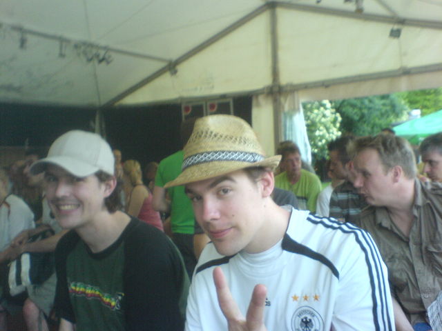 endlich wm in k�ln! fussball k�ln philipp steam stephan wm2006 zamboo fu�ball playa 