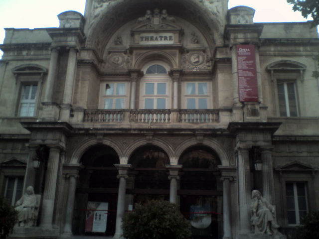 theater von avignon theater alt avignon frankreich 