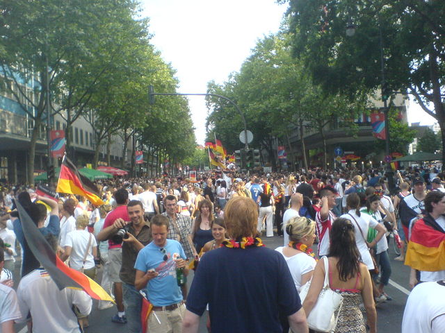 freudentaumel fussball wm2006 fu�ball ring fans 