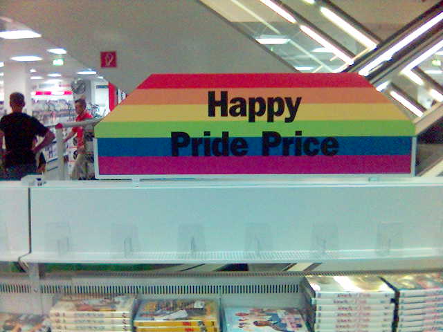 Happy Pride Price! pride regal saturn happy preis schwul dvd 