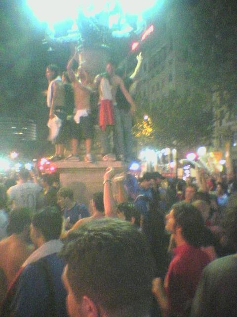 Italiener feiern ihren Sieg III ramblas 