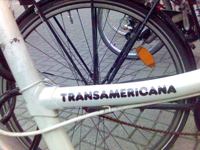 name eines transenfilms aus sdamerika... rad schrift schriftzug fahrrad 