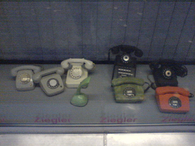 telefonitis schaufenster telefon 