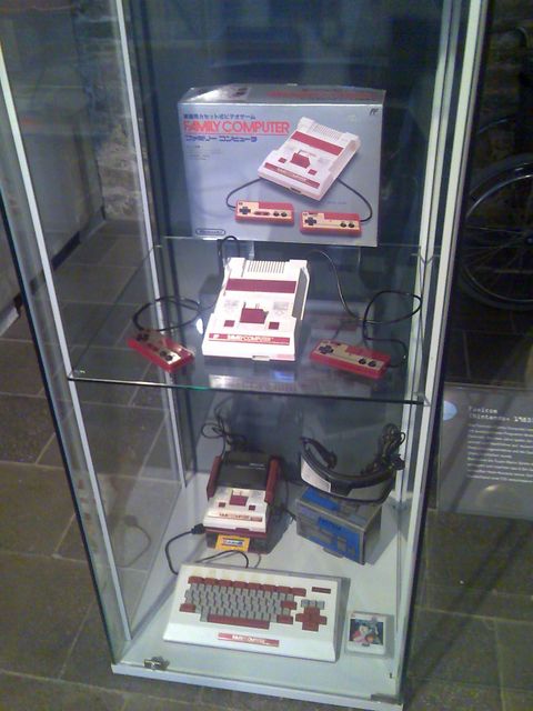 Famicom hinter Glas famicom koblenz landesmuseum nintendo 