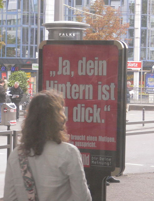 aha. bild plakat dick hintern 