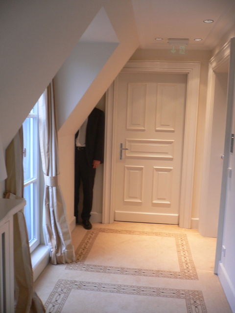 ein mann wie ein schrank anzug ecke p�nzli 