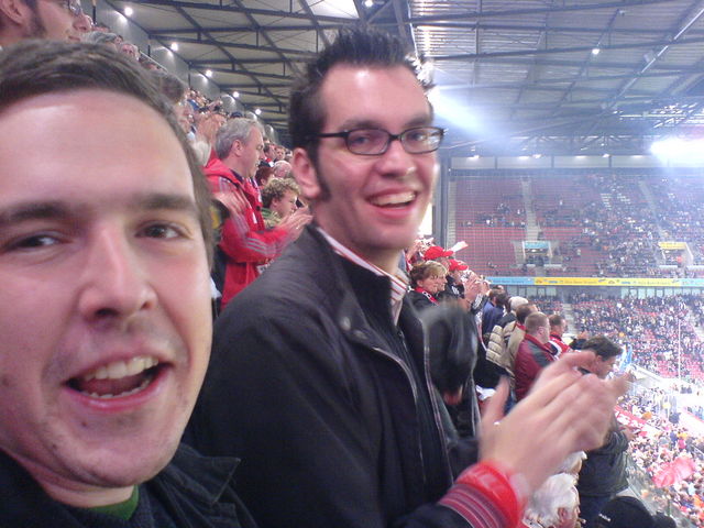 FC vs Karlsruhe I begeisterung fc steam stephan larsen karlsruhe stadion m�ngersdorf 