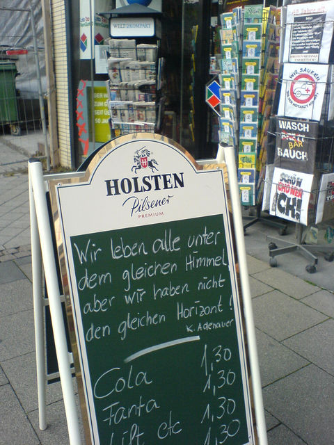 Vorsicht Chinesen: Alleinstellungsmerkmal in Gefahr! adenauer horizont b�dchen deutz himmel kiosk schild 