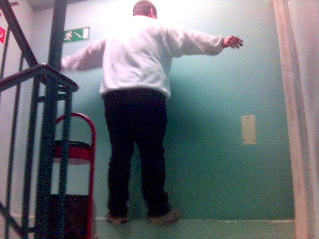 Gymnastik�bungen am Arbeitsplatz george b�ro rauchen treppenhaus 