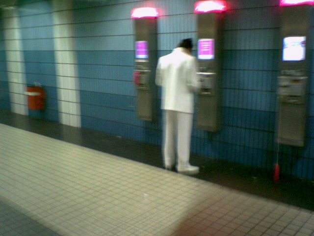 rudolfplatz k�ln proll wei� anzug 