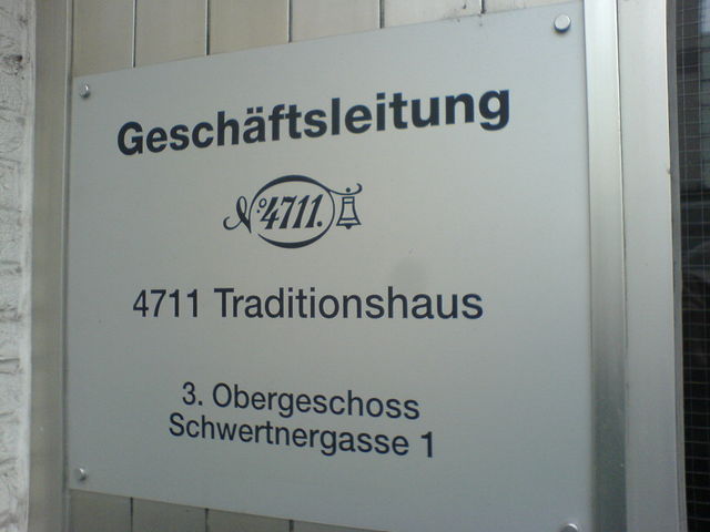 noone fucks with the geschftsleitung! chef geschftsleitung kln schild 4711 tradition 