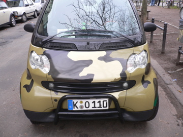 grostadt-guerilla-gefhrt flecktarn auto smart militr 