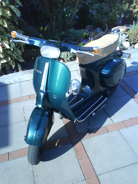 nachher gr�n vespa roller frickeln 