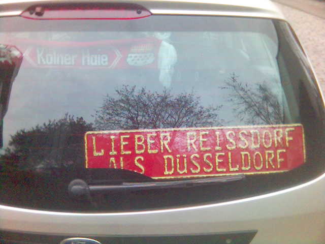 Lieber Reissdorf als Düsseldorf! haie koelsch auto bier duesseldorf koeln reissdorf lokalpatriotismus 