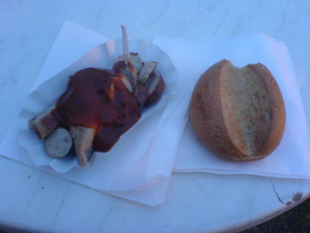 schlechteste currywurst evar currywurst kotzen scheisse wurst schlecht br�tchen curry 