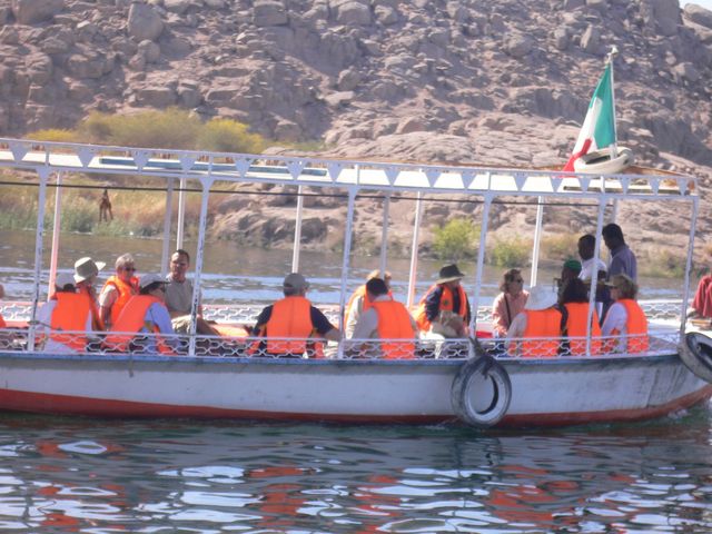 klischee ber bord englnder boot touristen gypten 