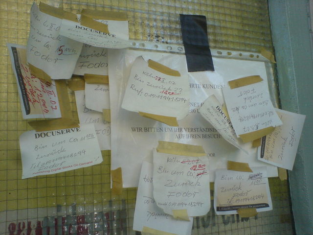 bin zur�ck um... pause uhrzeit t�r werkstatt zettel 