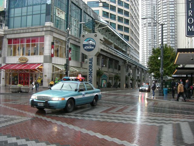 rainy city polizei regen strae 