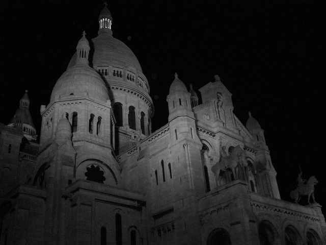 sacre coeur angeleuchtet basilika gespenstisch nacht wei� 