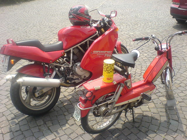 Zwillinge ! 103 ducati supersport zwillinge rot mofa peugeot motorrad moped 