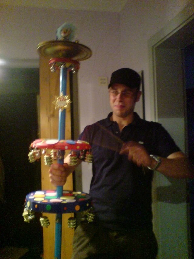 Ein Kindheitstraum schellen trommel spa� l�rm 