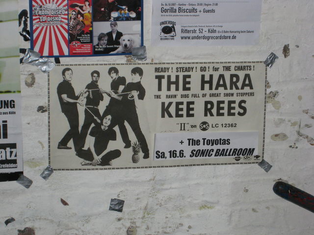 Supermukke. hara-kee-rees 4711 flyer geb�ude9 werbung 