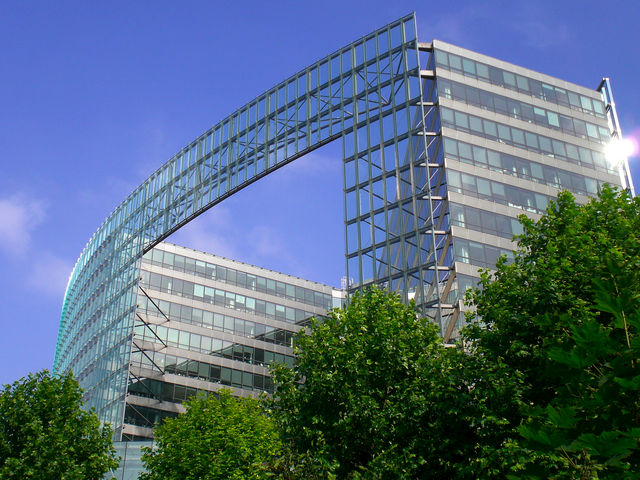 charlesmagne-bau br�ssel eu glas hochhaus 
