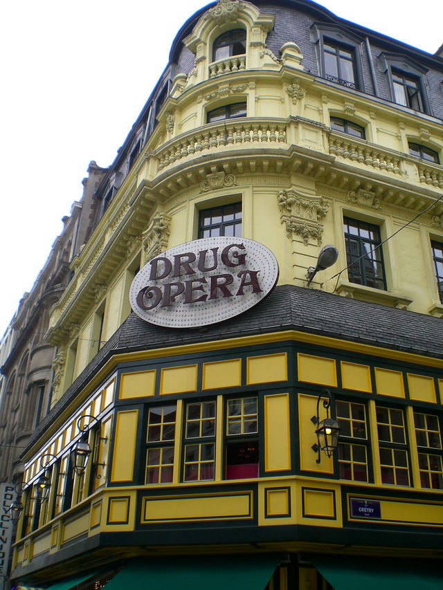 droooogen? haus schild oper drogen brssel 