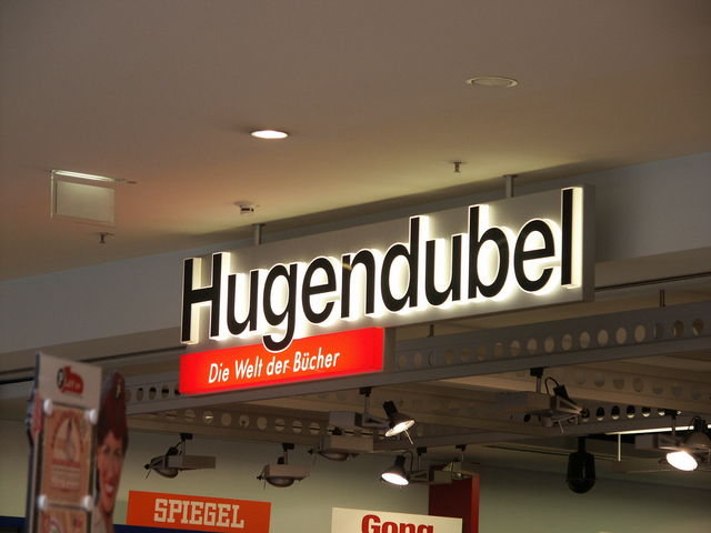 %s/hugen/&dubel/g b�cher hugendubel worlddomination 