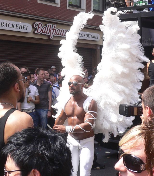 paradeengel schwarzer engel muskeln fl�gel csd07 