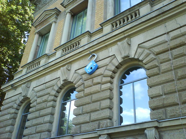 ein schloss! abus haus dsseldorf sicherheit schloss 