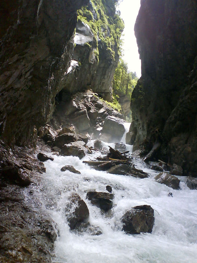 partnachklamm partenkirchen partnachklamm rauschen wasser strom garmisch bayern 