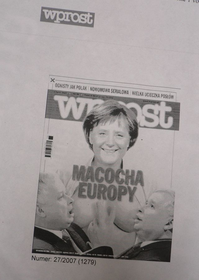 mutterglck osteuropa brust merkel politik titten europa zwillinge fotomontage 