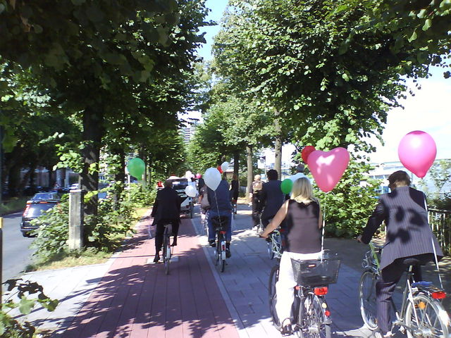 fahrradcorso of love corso luftballon fahrrad hochzeit 