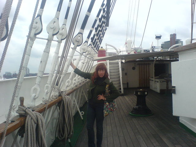 kleiderordnug 2 schockiert verbot hamburg st�ckelschuhe highheels kleiderordnung segelschiff rickmer rickmers 